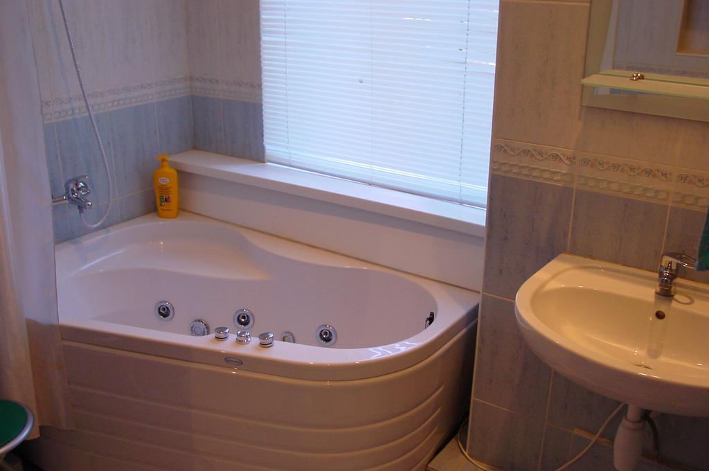 Apartement Kruglouniversitetska 2/1 Киев Екстериор снимка
